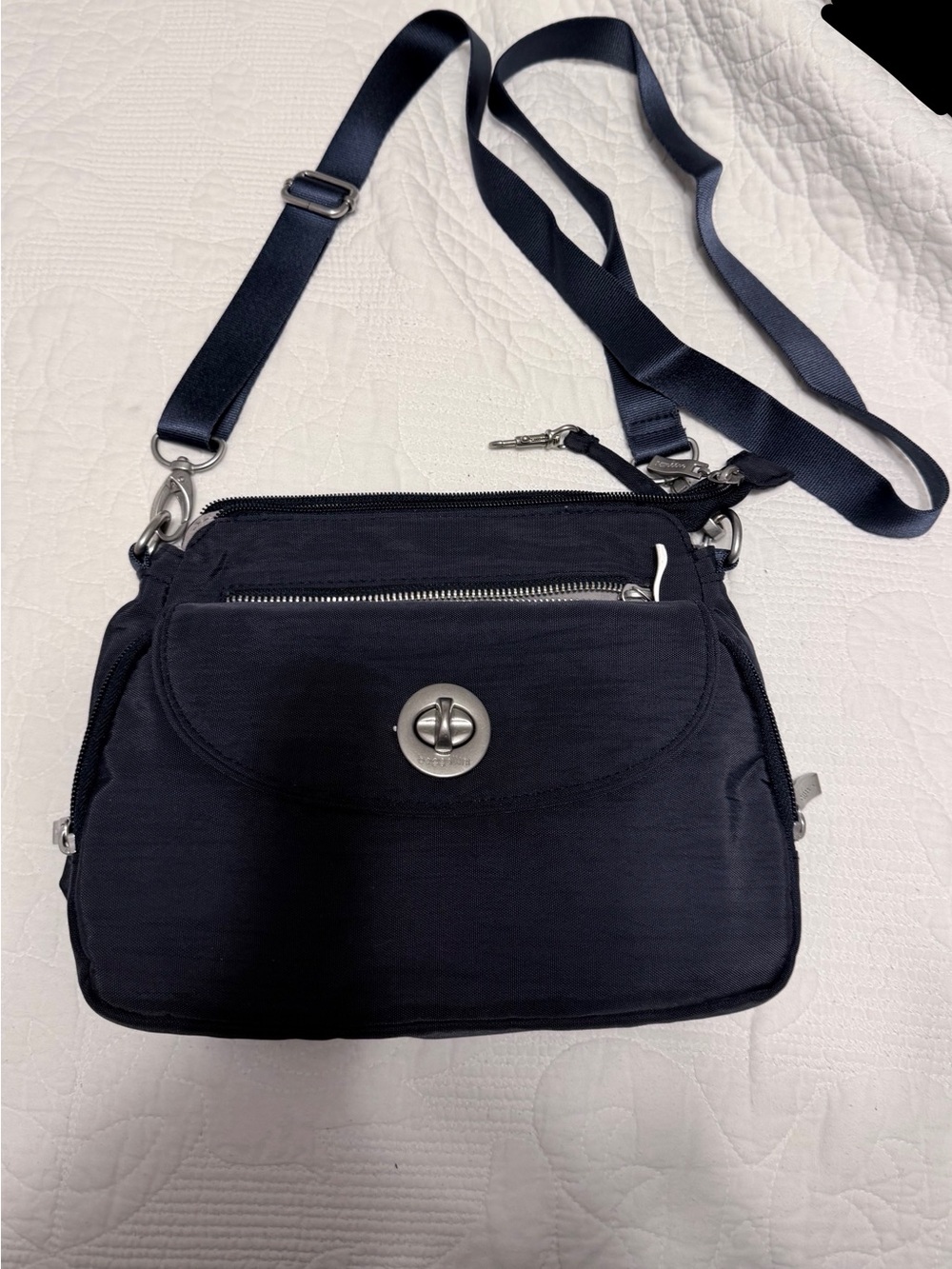 Baggallini Calais Bag in French Navy